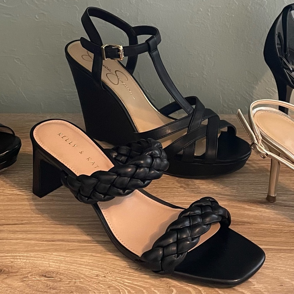 Bundle- 6 pairs of women’s work/formal shoes